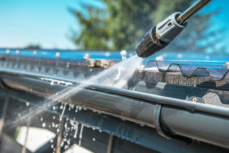 BENEFITS OF ROUTINE PRESSURE WASHING & SOFT WASHING IN ORLANDO